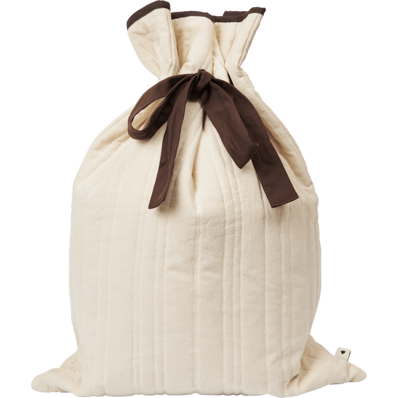 Vari Säkki Tikattu, Luonnollinen