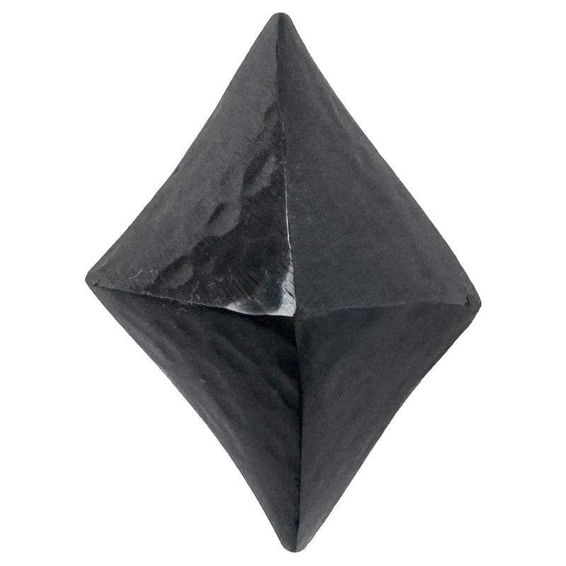 Villum Nuppi, Antique