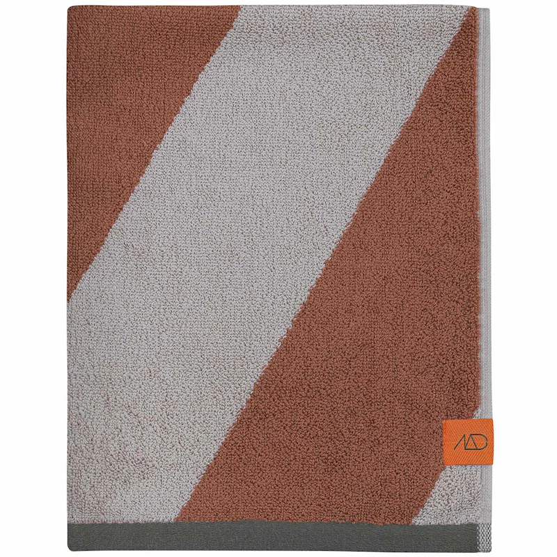 Diagonal Kylpypyyhe 70x133 cm, Brick