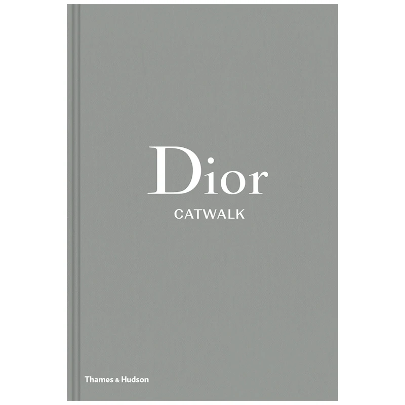 Dior Catwalk Kirja
