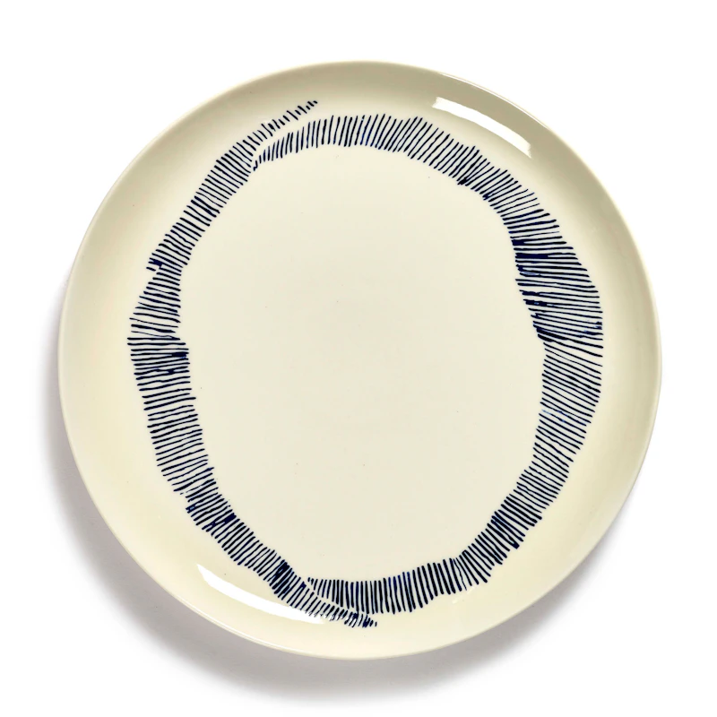 Feast Plate 26,5 cm, White / Blue Striped